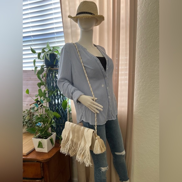 Classic Tan & White Bohemian Handwoven Shoulder Bag - Hippie Chic Fringe Bag - Picture 10 of 14